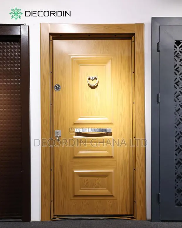 Decordin Security Door · Photo 1