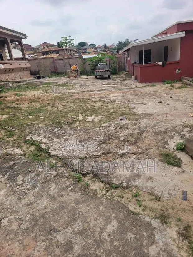 Land for Sale at Santa'si Near Zango · Photo 1