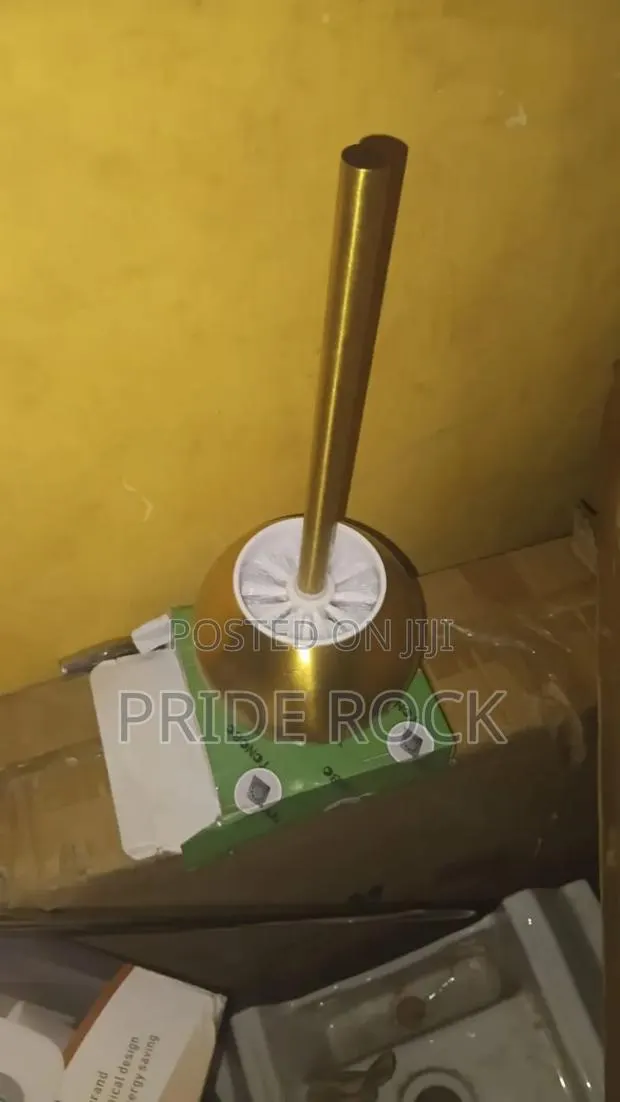 Quality Metal Toilet Brush · Photo 7