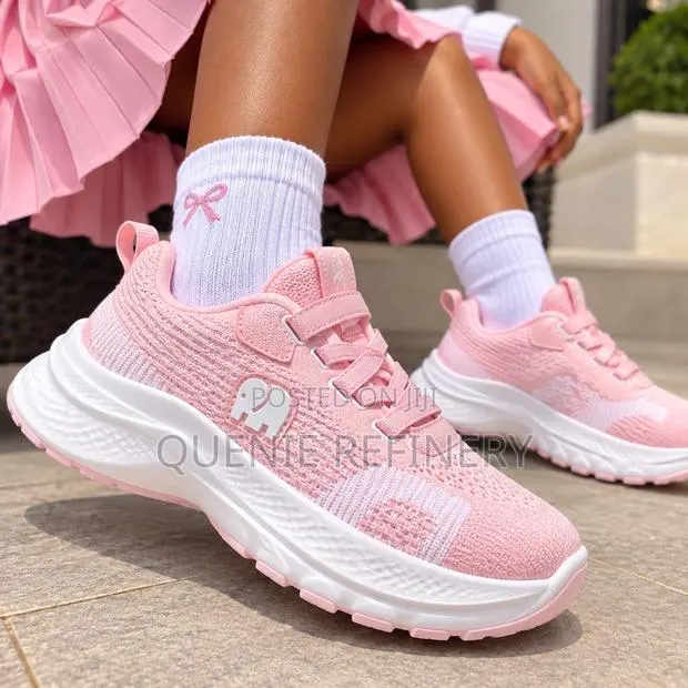 Girls Pink Sneakers · Photo 1