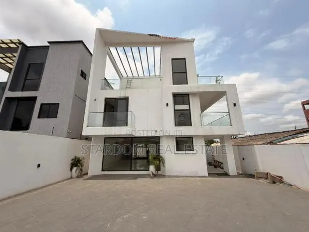 4bdrm Duplex in Adjiringanor, Ability for sale · Photo 1