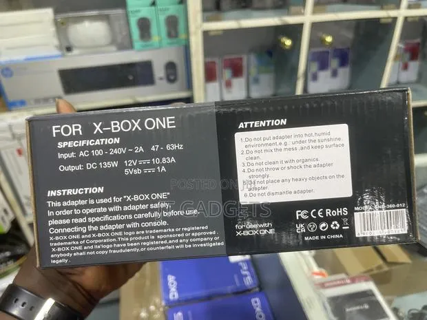 Xbox One AC Adapter (135W) · Photo 3
