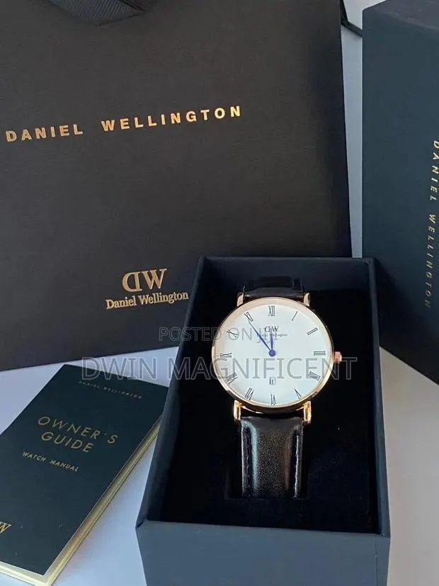 Authentic Dw Leather Watch · Photo 1