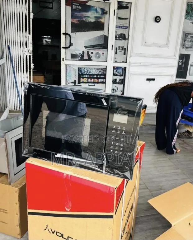 Purchase Classic Kenwood 60cm Tempered Glass Microwave(Black). · Photo 1
