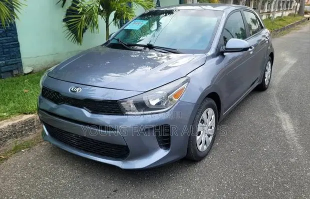Kia Rio S Hatchback 2019 Gray · Photo 1