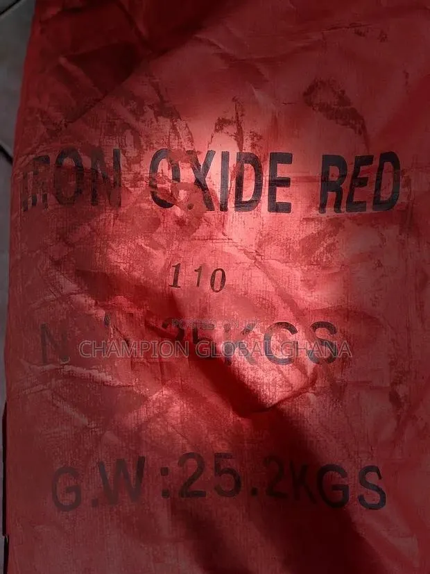 Stamped Concrete Pigment Red Oxide · Photo 1