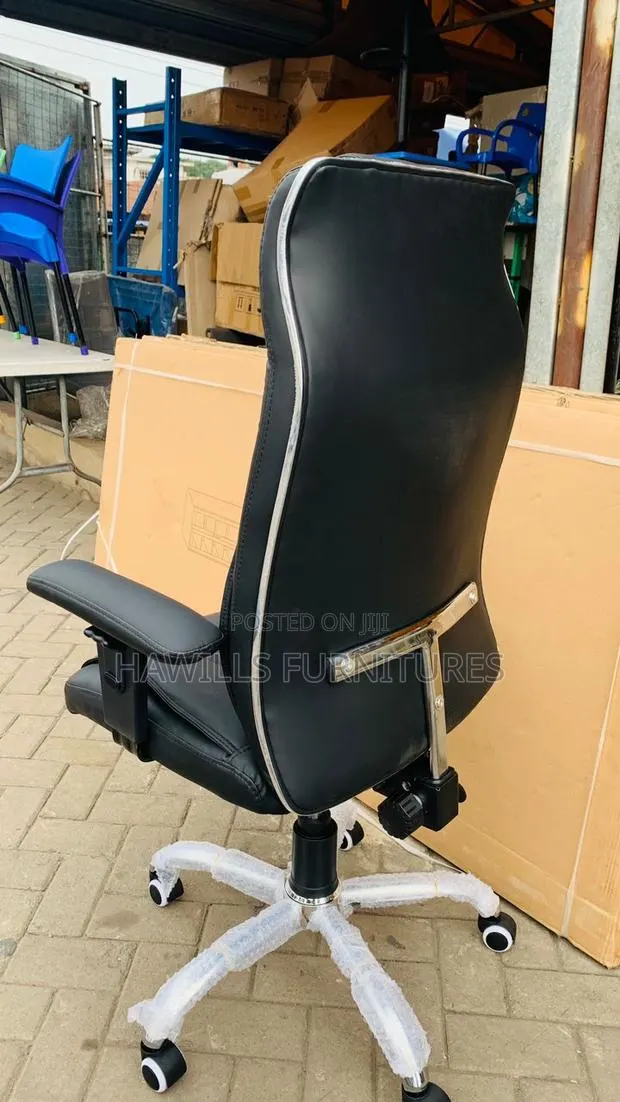 Office Chair · Photo 1