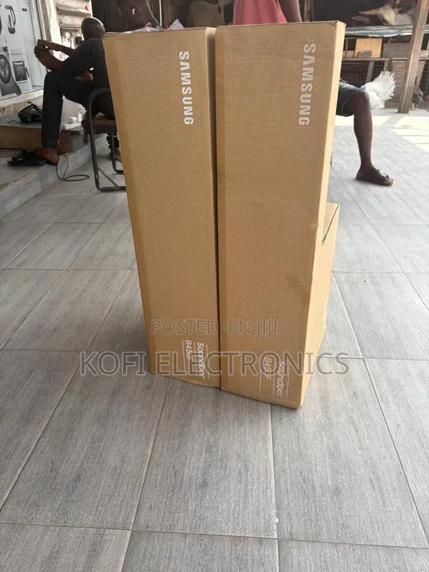Samsung B450f Soundbar With Powerful Wireless Subwoofer · Photo 1