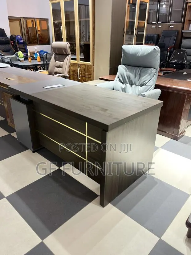Executive 1.6m L-Shaped Office Desk · Photo 1