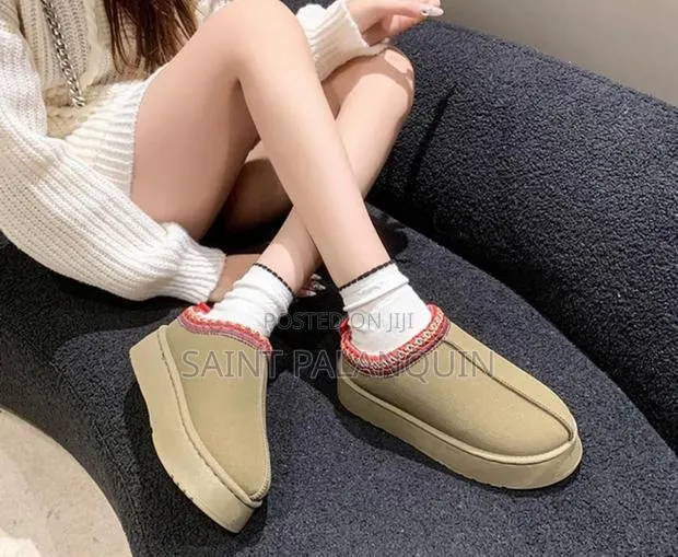 Ladies Wear · Photo 1