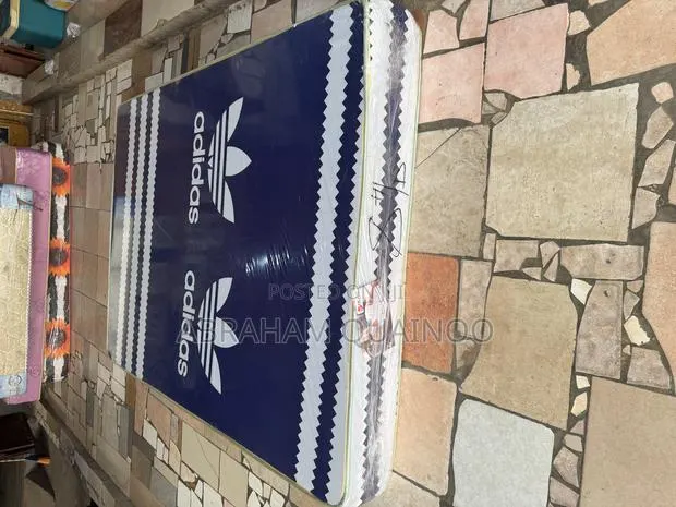 8inches Special Standard Mattress for Sale · Photo 1