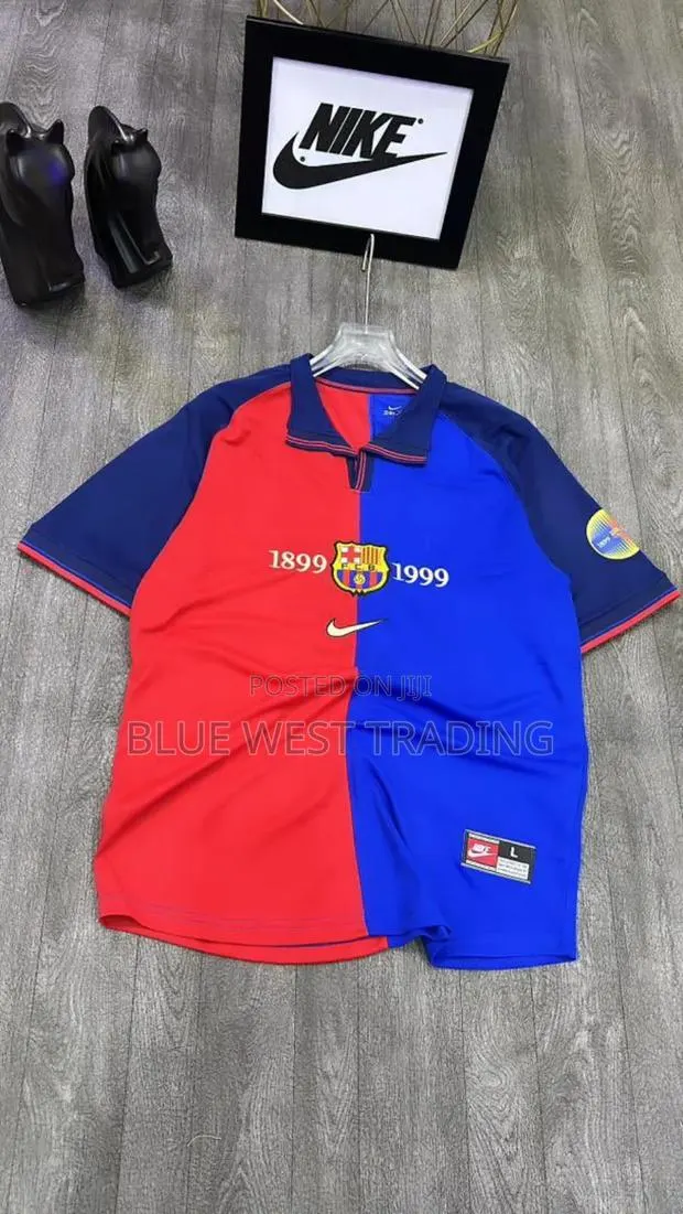 Barcelona 1899/1999 Retro JERSEY · Photo 1