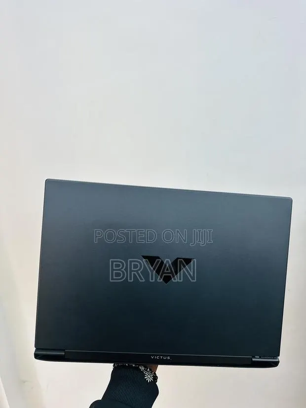 Laptop HP Victus 16 16GB Intel Core i7 SSD 1T · Photo 1