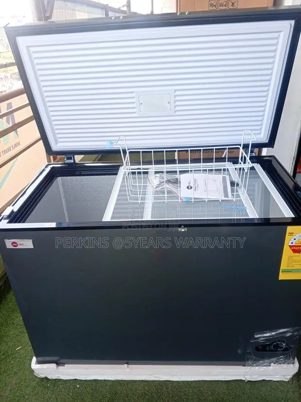 Quick Cooling Refrigerator H a 348L Refrigerator · Photo 1