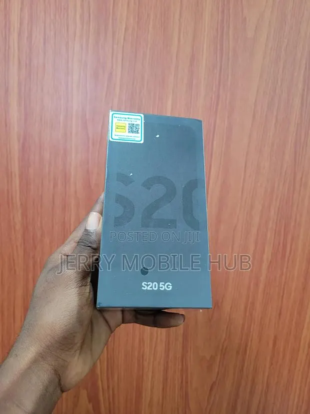 New Samsung Galaxy S20 128 GB Blue · Photo 1