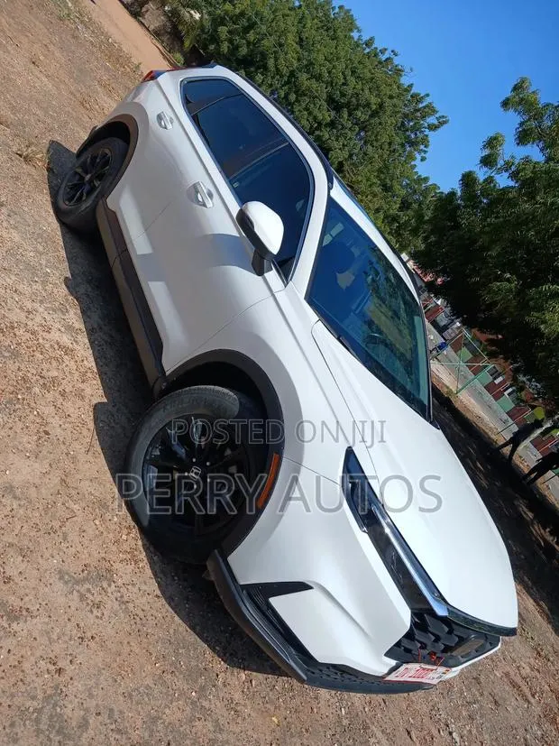 Honda CR-V 2025 White · Photo 1