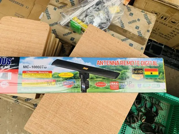 Digital Outdoor Antenna · Photo 1