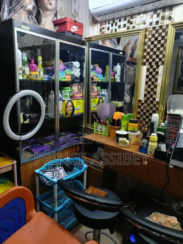 Saloon Items For Sale · Photo 1