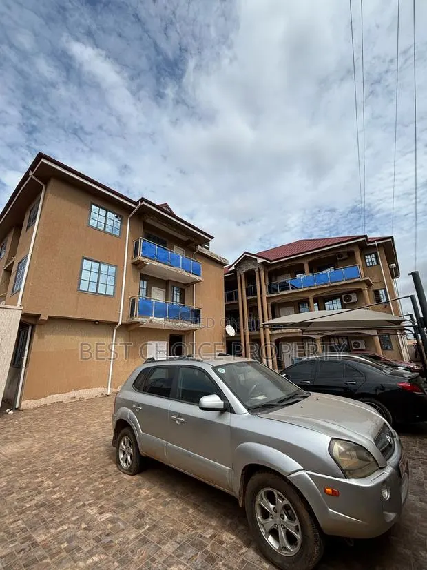 Ex 3 Bedroom Apartment for Rent at Lakeside · Photo 1