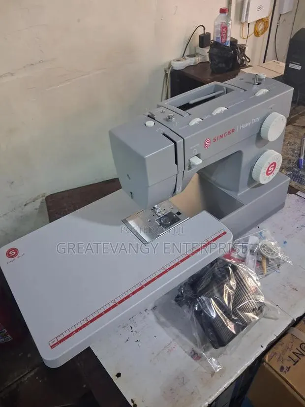 Brandnew Singer Electric Sewing Machine ( Heavyduty) · Photo 2