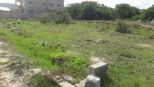 Title Plot of Land for Sale at Ofankor for Cool 450,000 · Photo 1