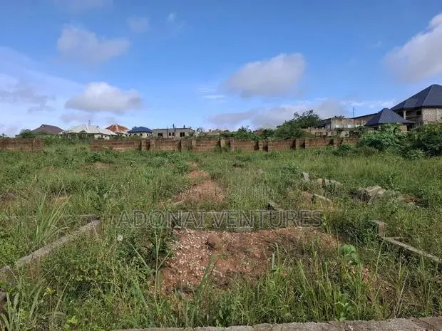 Half Plot of Land for Sale in Sokoban Konkorl · Photo 1