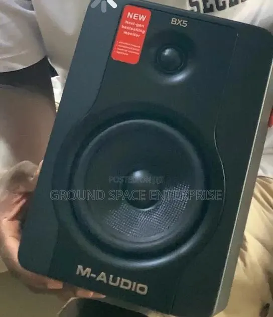 M-Audio Bx5 Studio Monitor · Photo 1