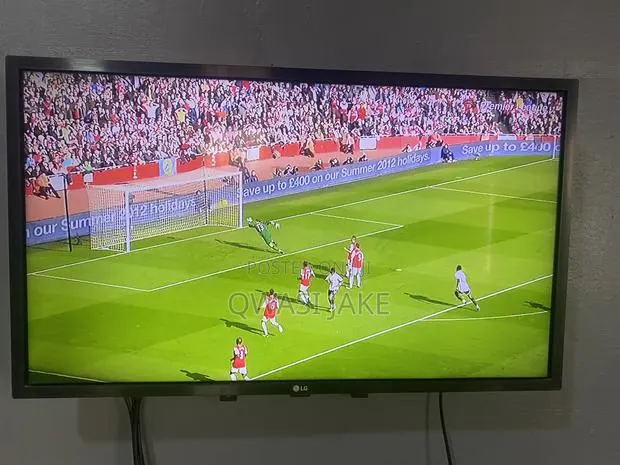 LG 32 Inches TV · Photo 1