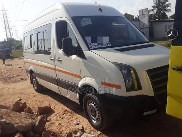 Volkswagen Transporter 2009 Grey · Photo 1