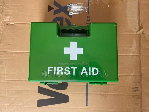 First Aid Kits for 25people · Photo 1