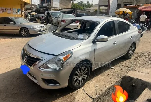 2011 to 2019 Nissan Versa Windscreen Available · Photo 1