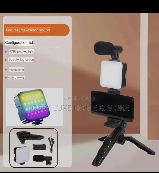Vlogging Kit With Microphone Led Light · Photo 1