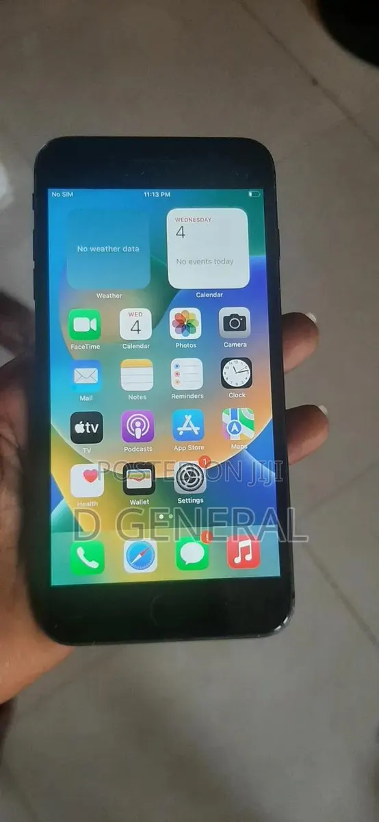 Apple iPhone 8 Plus 64 GB Black · Photo 1