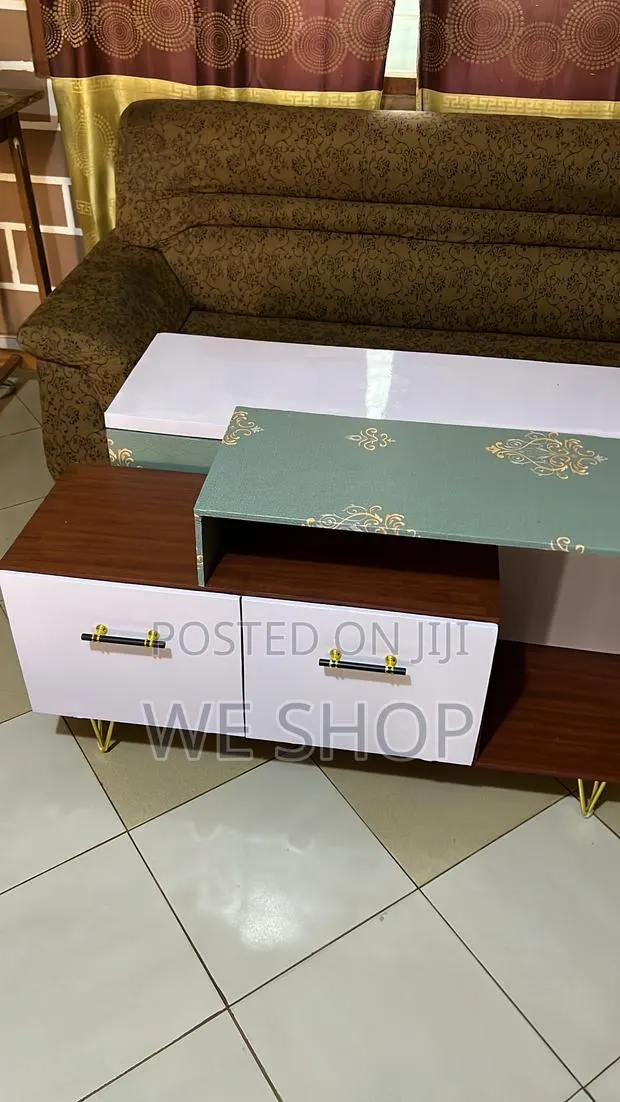 Modern TV Stand · Photo 1