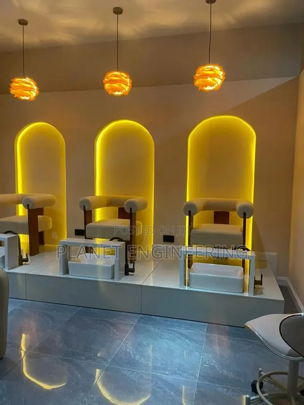 Saloon and Beauty Construction · Photo 1