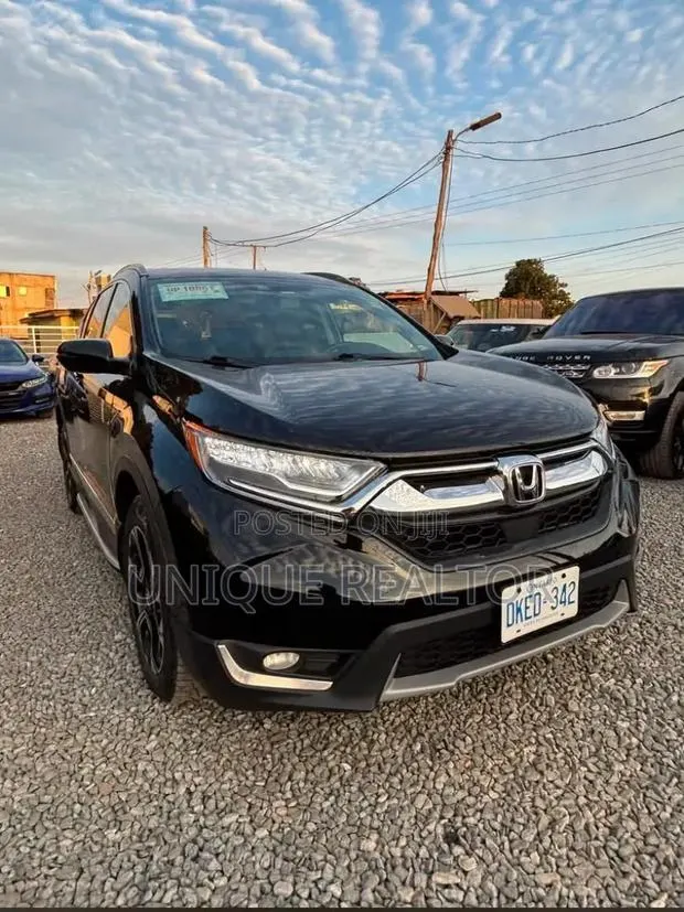 Honda CR-V Touring AWD 2018 Black · Photo 1
