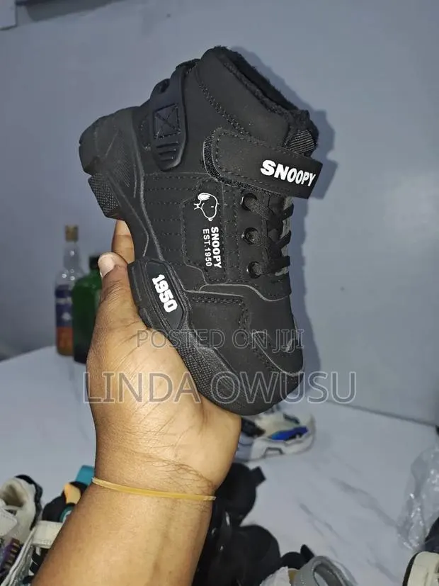 Kids Dress Boots · Photo 4