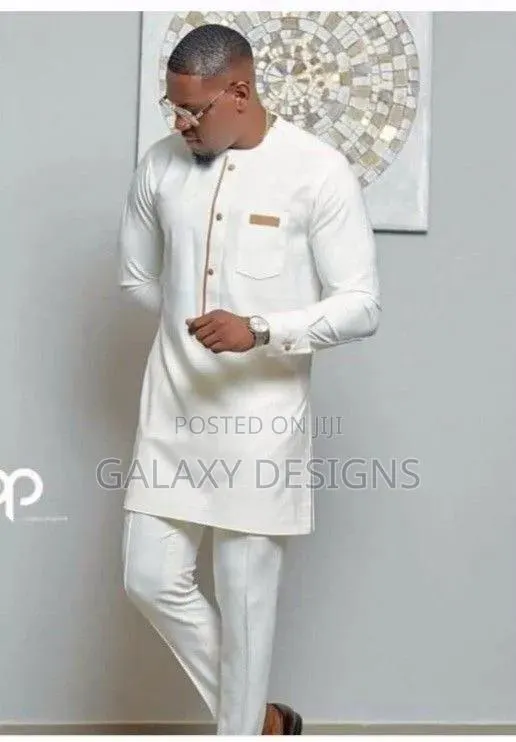 White Kaftan · Photo 1