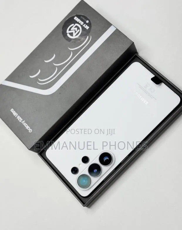 New Samsung Galaxy S26 Ultra 5G 1 TB White · Photo 1