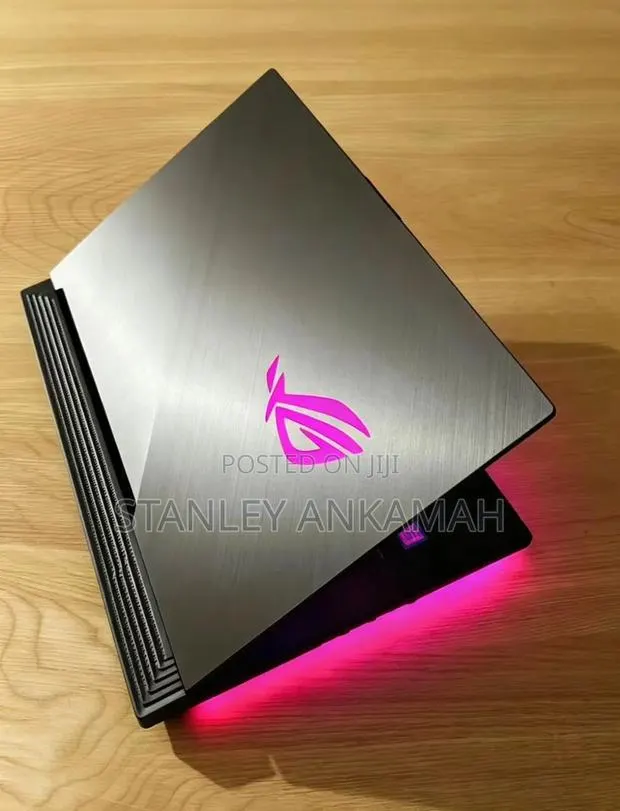 Laptop Asus ROG Strix G731G 16GB Intel Core i7 HDD+SSD 2T · Photo 1