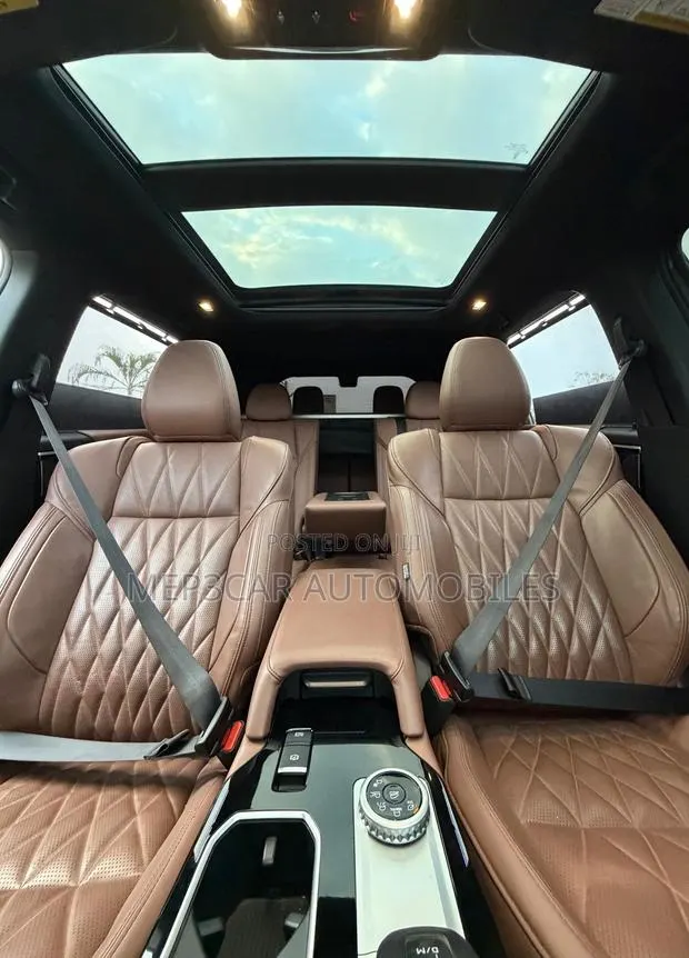 Mitsubishi Outlander 2025 Blue · Photo 1