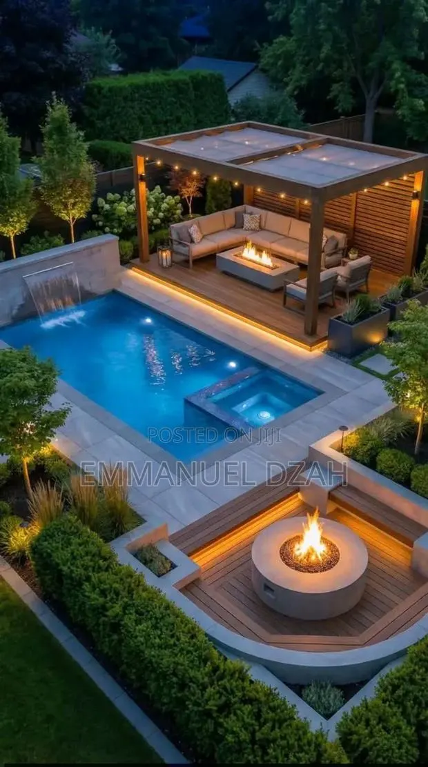 Swimming Pools · Photo 1