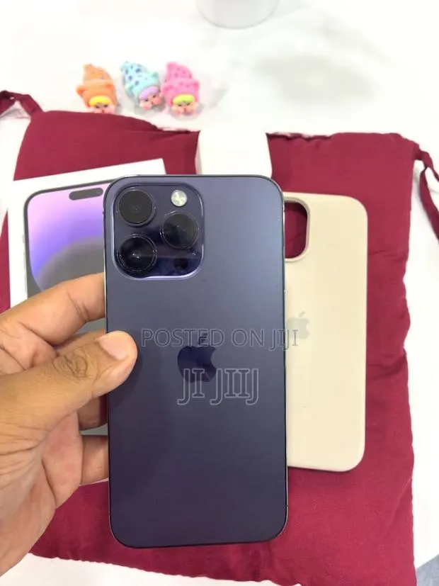 Apple iPhone 14 Pro Max 256 GB Purple · Photo 1