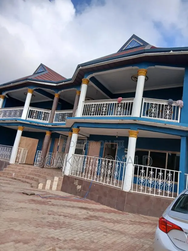 3bdrm Apartment in Fawoade- Mamponteng, Kwabre for rent · Photo 1
