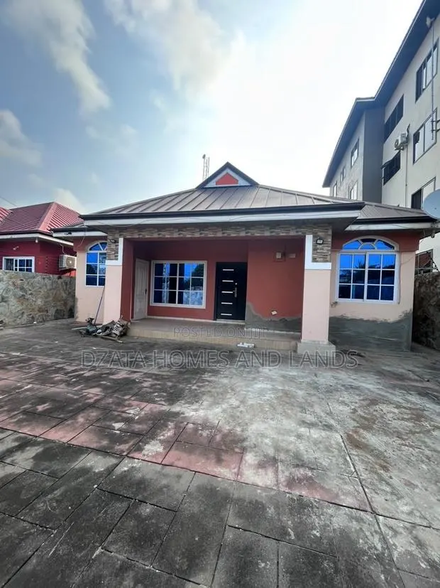 3bdrm House in Collins Dawda, Spintex for rent · Photo 1