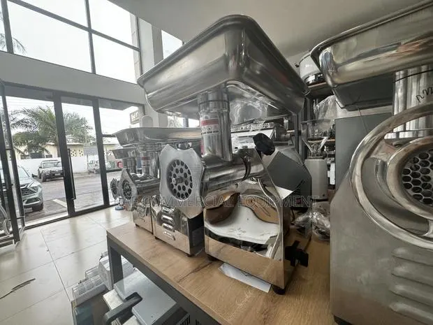 22l Meat Grinder/Mincer · Photo 1