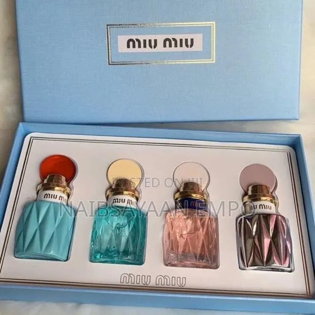 Miumiu Perfume 4 Set · Photo 1