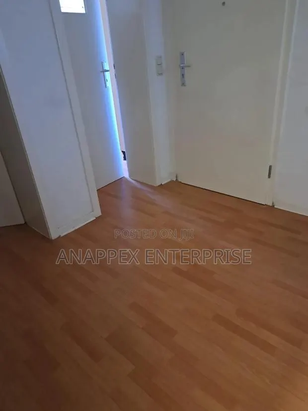 Quality Floor Parquet for Flooring at Wholesale Prices · Photo 1