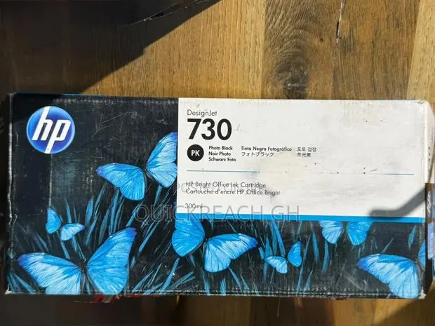 HP 730 Original Ink Photo Black 300ml · Photo 1