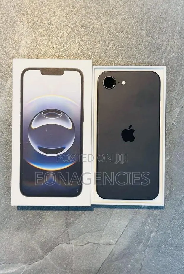 New Apple iPhone 16e 128 GB Black · Photo 1